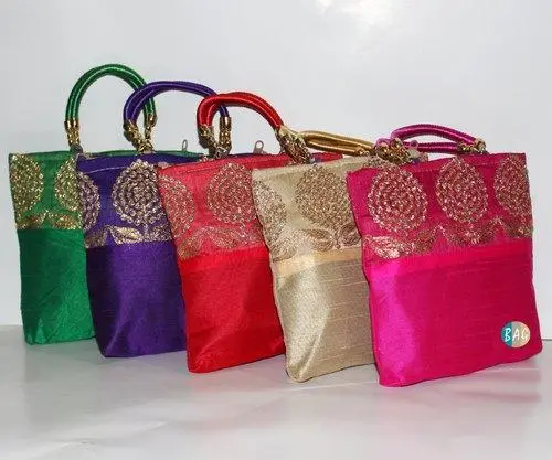 Wedding Return Gifts Wholesale Trader from Chennai